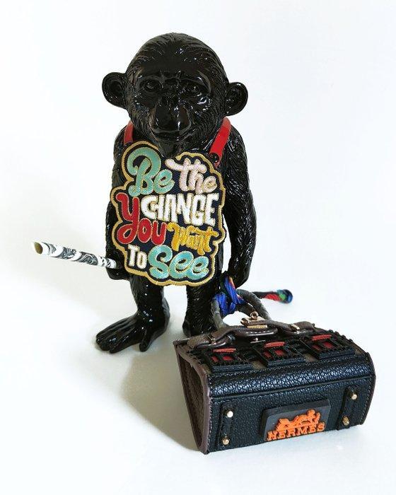 Lyssandre Saint York - Banksy hommage série Monkey  Hermes, Antiek en Kunst, Kunst | Designobjecten