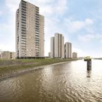 Ruim appartement met loggia en parkeerplaats, Rotterdam, Direct bij eigenaar, Appartement, Rotterdam