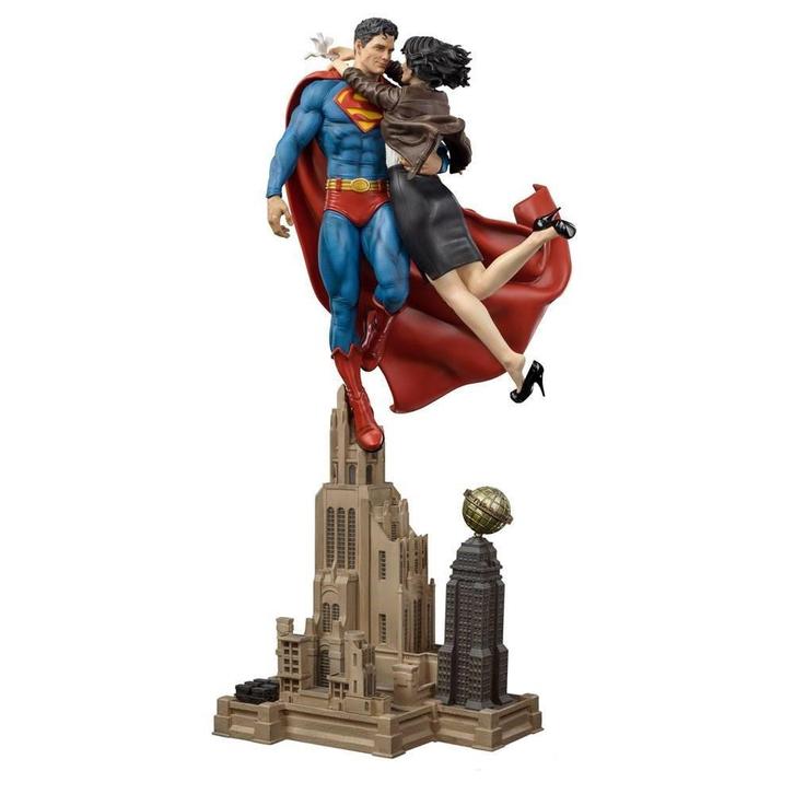 DC Comics Diorama 1/6 Superman & Lois 57 cm, Verzamelen, Film en Tv, Nieuw, Ophalen of Verzenden