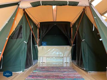 Al gezien? Kees Kampeert: de tent onder de vouwwagens. beschikbaar voor biedingen
