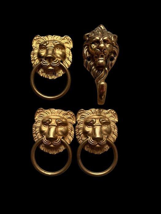 Kapstok (4) - Messing - Messing leeuwen grepen, Antiek en Kunst, Curiosa en Brocante