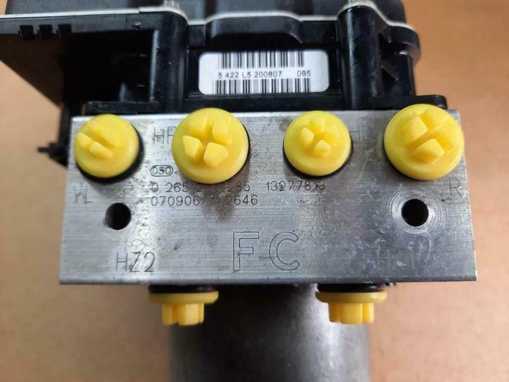 ABS pomp Opel 0265950402 0265235163 0265230285 13236013, Auto-onderdelen, Remmen en Aandrijving, Gebruikt, Opel, Ophalen of Verzenden