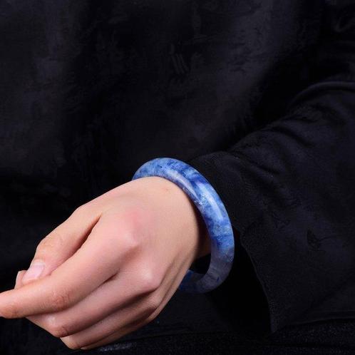 Geen reserve - Natuurlijke Kyanite Bangle - Meesterlijk, Verzamelen, Mineralen en Fossielen
