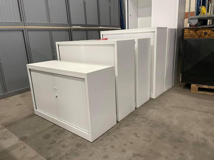 Steel office cabinets, filing cabinets, roller door cabinets, Huis en Inrichting, Kasten | Roldeurkasten en Archiefkasten, Met slot