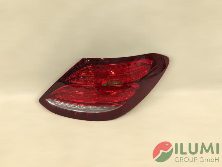 MERCEDES E-KLASA W213 SEDAN 16-19 ACHTERLICHT RECHTS EU, Auto-onderdelen, Verlichting, Gebruikt, Mercedes-Benz, Verzenden