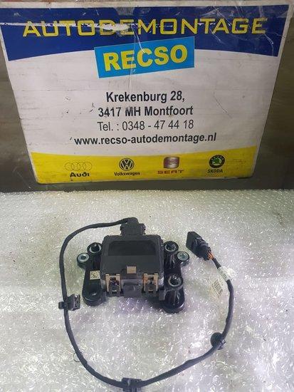 VAG Afstandregeling adaptieve cruise radar  2k5907561, Auto-onderdelen, Carrosserie en Plaatwerk, Verzenden