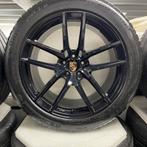 Porsche Macan S III ORIGINELE 20”zwart met banden (8-9mm), Ophalen, Gebruikt, 295 mm, Banden en Velgen