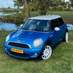 Unieke Mini Cooper S R56 - 174 pk - OZ Racing velgen - apk, Auto's, Voorwielaandrijving, Gebruikt, Zwart, Leder en Stof