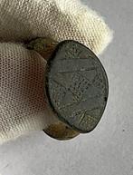 Onderdeel 117. Islamitisch Brons Ring - Middeleeuwen 10e–14e