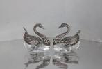 Swan shaped pair of - Zout- en pepervaatjes - .800 zilver, Antiek en Kunst