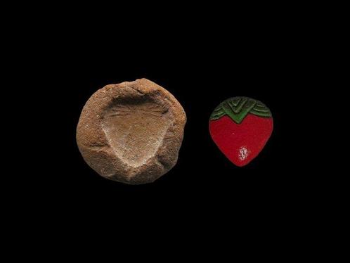 Oud-Egyptisch Mimusops Fruit Amulet Mal (Zonder, Antiek en Kunst, Antiek | Overige Antiek