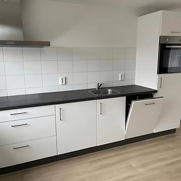 Appartement 810 euro beschikbaar voor biedingen