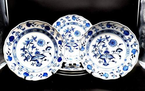 Meissen - Eetservies voor 6 (6) - Zwiebelmuster (cipolla) -, Antiek en Kunst, Antiek | Meubels | Tafels