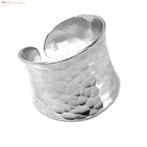 Zilveren strakke gehamerde design ring, Sieraden, Tassen en Uiterlijk, Ringen, Verzenden, Nieuw, Zilver