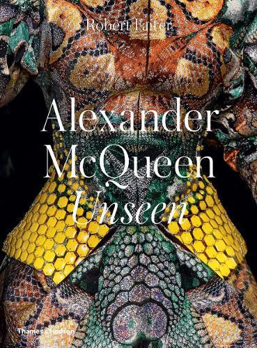 Alexander McQueen: Unseen, Boeken, Studieboeken en Cursussen, Verzenden