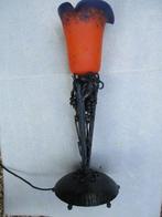 Lamp - Art Déco. Tulpenlamp ondertekend door Le Verre
