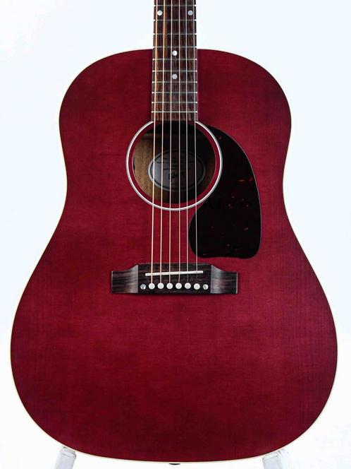 Gibson J45 Special Satin Wine Red (Akoestische Gitaren), Muziek en Instrumenten, Snaarinstrumenten | Gitaren | Akoestisch, Western- of Steelstringgitaar