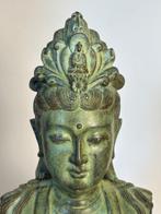 Guanyin Buste 29 cm - Brons - China - Eind 20e eeuw