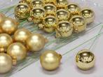 Kerstballen 5 cm. op lange draad goudcombi doos 30st, Nieuw, Ophalen of Verzenden