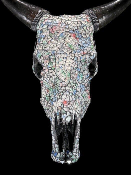 Geen veilingminimum - Indrukwekkende koeienschedel met, Antiek en Kunst, Kunst | Designobjecten