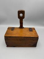 Authentieke houten wandkist - Kist - Hout, Smeedijzer - Wand