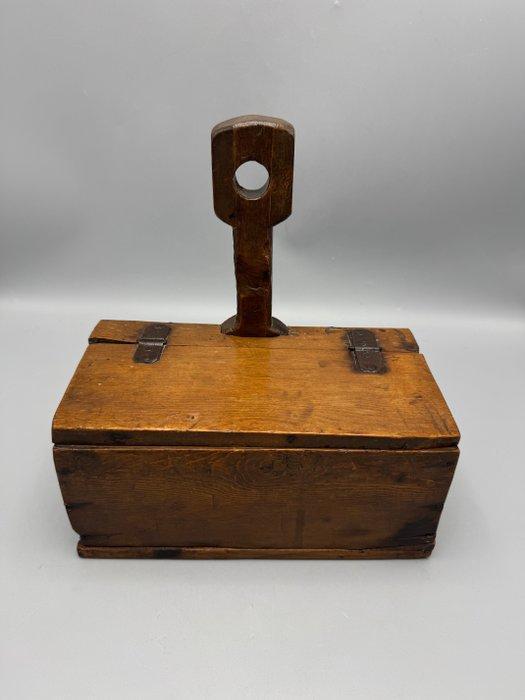 Authentieke houten wandkist - Kist - Hout, Smeedijzer - Wand, Antiek en Kunst, Antiek | Overige Antiek