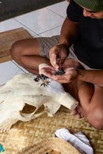 Geen minimumprijs - Grote buffelskull met glazen, Antiek en Kunst