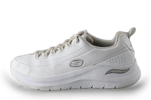 Skechers Sneakers in maat 38 Wit | 10% extra korting, Kleding | Dames, Schoenen, Wit, Zo goed als nieuw, Sneakers of Gympen, Verzenden