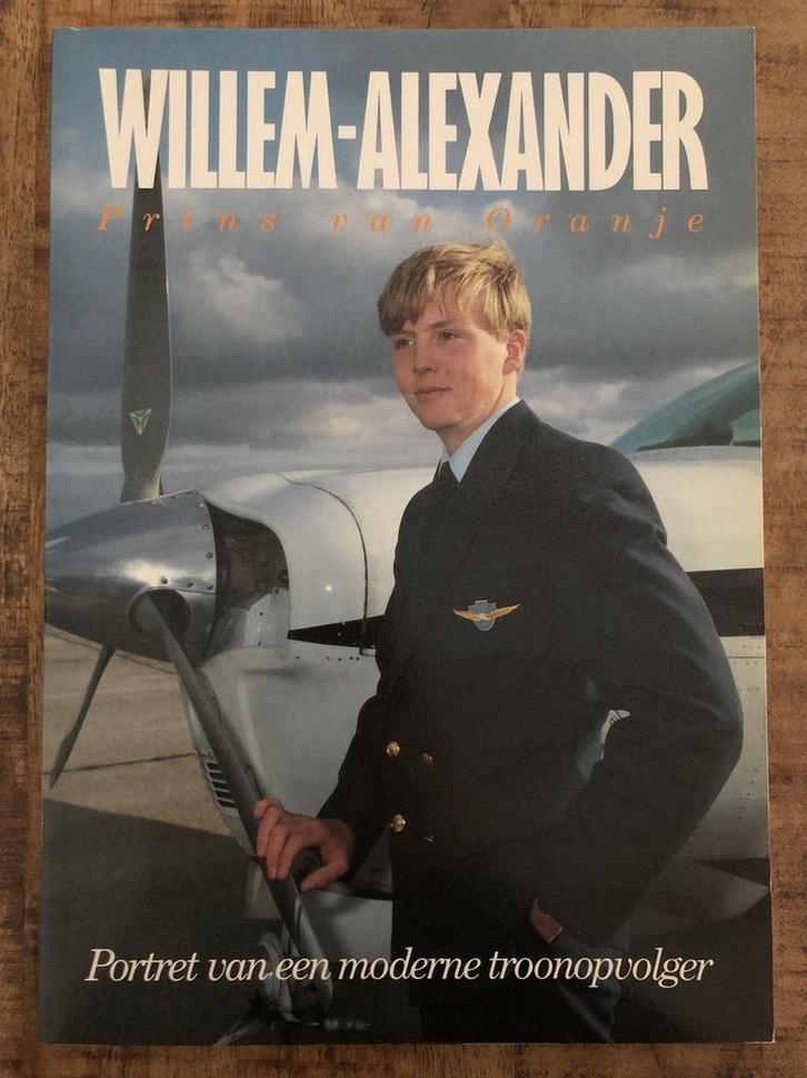 WILLEM ALEXANDER PRINS VAN ORANJE 9789021000046, Boeken, Politiek en Maatschappij, Gelezen, Verzenden