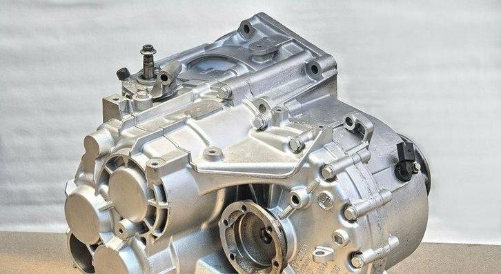 Scirocco R versnellingsbak LMN 2.0 TSI 206KW 02Q300046J 6..., Auto-onderdelen, Transmissie en Toebehoren, Verzenden