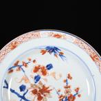 Bord - Assiette à décor Imari dun prunus - Porselein