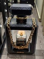 Art Stray-Nos - « Chanel ,Trop précieux pour être porté »