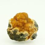 Honey Calcite UV-activiteit Kristallen op matrix - Hoogte:, Verzamelen, Mineralen en Fossielen