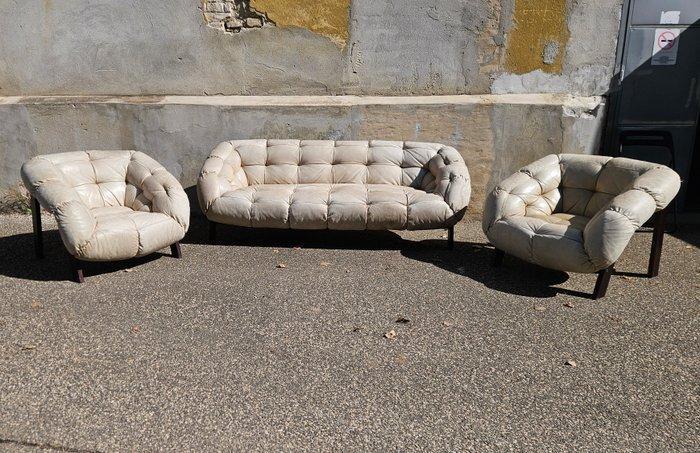 Fábrica de Móveis e Cadeiras Irmãos Corazza S.A. -, Antiek en Kunst, Curiosa en Brocante