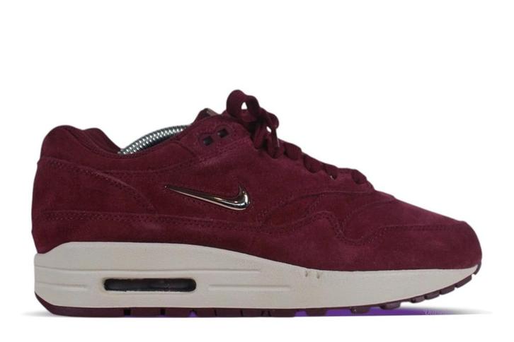 Nike Air Max 1 Jewel Bordeaux  37.5 44.5, Kleding | Dames, Schoenen, Sneakers of Gympen, Ophalen of Verzenden