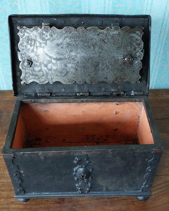 Brandkast - Nuremberg - Fer Forgé, Antiek en Kunst, Antiek | Overige Antiek