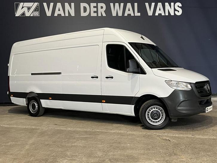 Zakelijke Lease |  Mercedes-Benz Sprinter 315 CDI 150pk L3H2, Auto's, Bestelauto's, Dealer onderhouden, Lease, Zwart, Handgeschakeld