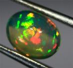 Cts. 4,50 Natuurlijke Ethiopische Opaal Cabochon - Hoogte: 9