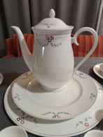 Villeroy & Boch - Tafelservies (37) - Beenderporselein -, Antiek en Kunst