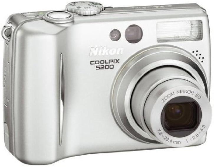 Nikon Coolpix 5200 Digitale Compact Camera - Zilver, Audio, Tv en Foto, Fotocamera's Digitaal, Zo goed als nieuw, Verzenden
