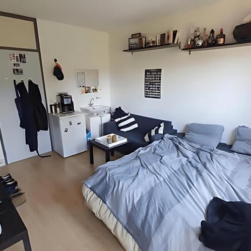 Studentenkamer 15m2 met balkon en tuin aan de Langestraat ge, Huizen en Kamers, Kamers te huur, Minder dan 20 m², Tilburg