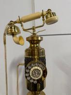 Decoratief ornament - Zweden - Een retro telefoon
