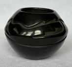Zwart gebrande pot (zwart aardewerk) - Vickie Martinez, Antiek en Kunst