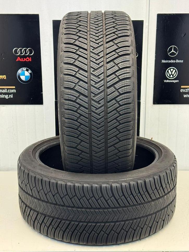 Michelin Pilot Alpin winterbanden 2 stuks 235/40R19 92V, Auto-onderdelen, Banden en Velgen, 19 inch, Winterbanden, 235 mm, Gebruikt