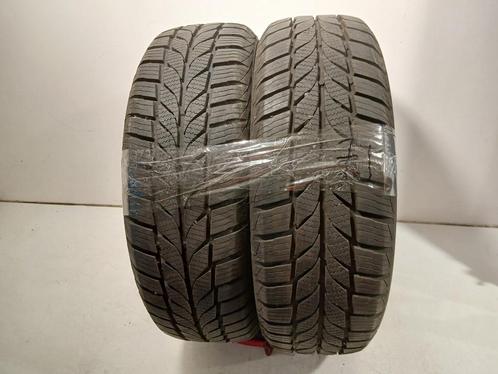Bandenset 2 stuks 4-Seizoenen 195/65 R15 Tyfoon 2021 7,1mm /, Auto-onderdelen, Banden en Velgen, 15 inch, ARN erkend, Stiba lid