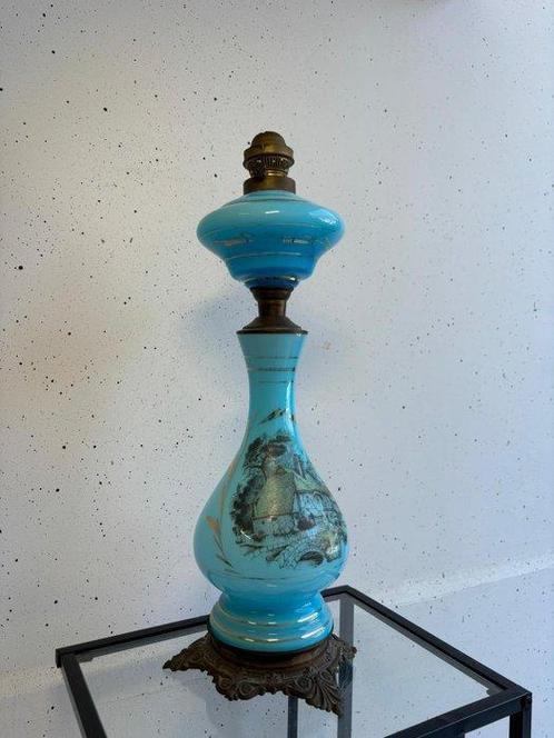 Olielamp - Antieke Opaline Blauwe Glazen Olielamp -, Antiek en Kunst, Curiosa en Brocante