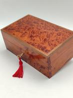 Sieradendoos - Hout (Thuya), hout, marqueterie, Antiek en Kunst, Curiosa en Brocante