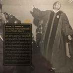 cd box - Pastor T. L. Barrett - I Shall Wear A Crown, Verzenden, Zo goed als nieuw