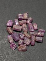 100 CT van goede kwaliteit - 24x Robijnen, ruw glanzende, Verzamelen, Mineralen en Fossielen