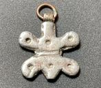 Oud-Romeins Zilver Mooi gestileerde amulethanger met kikker,